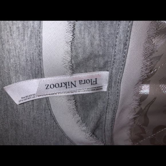 Crop top - Picture 2 of 4